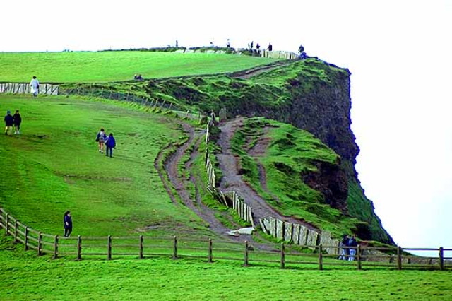 img0002.jpg