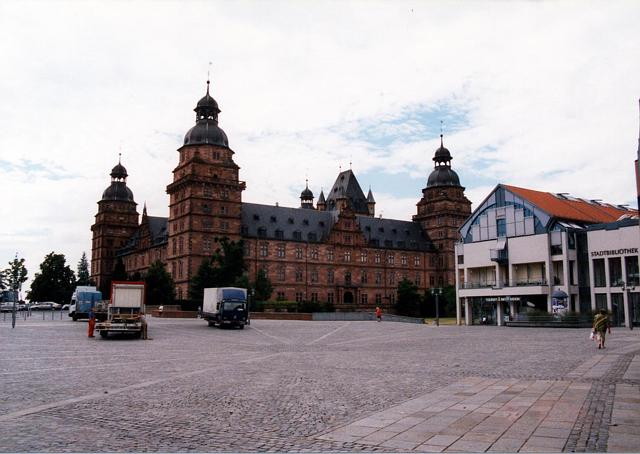 img0012.jpg