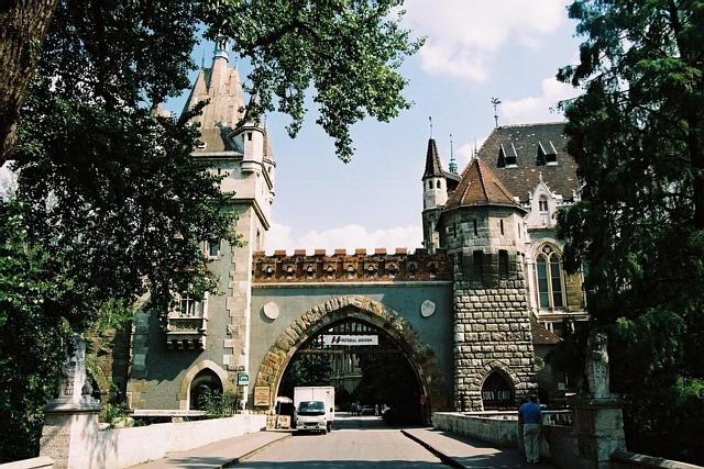 img0027.jpg