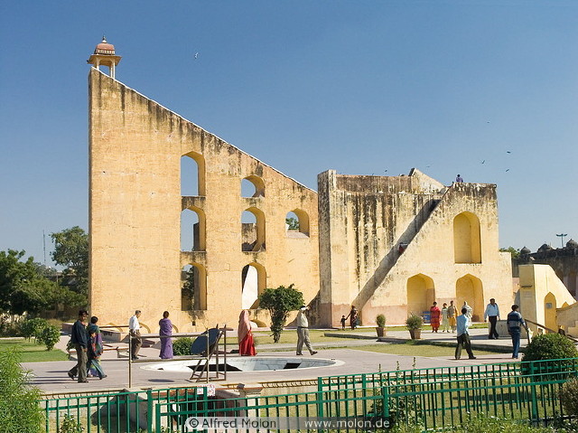 img0013.jpg