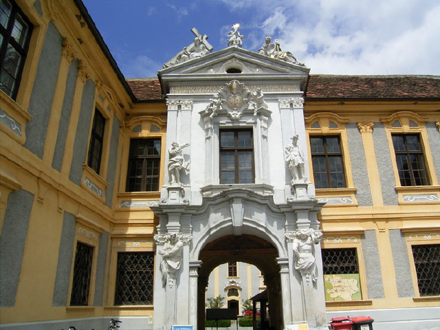 img0012.jpg