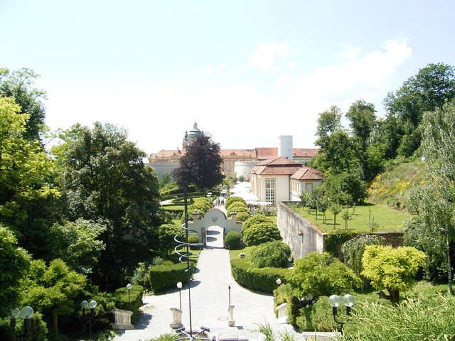 img0017.jpg