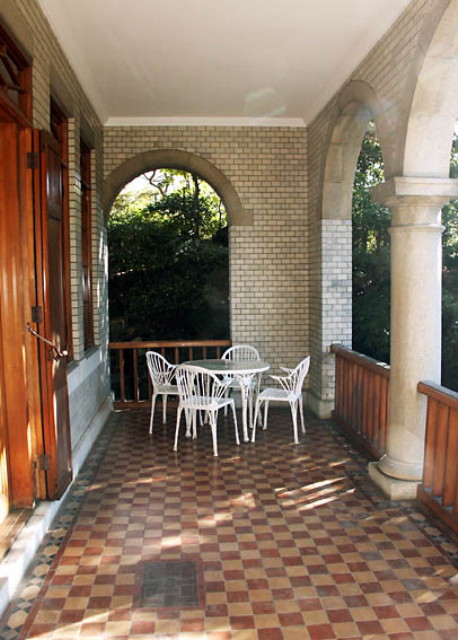 img0005.jpg