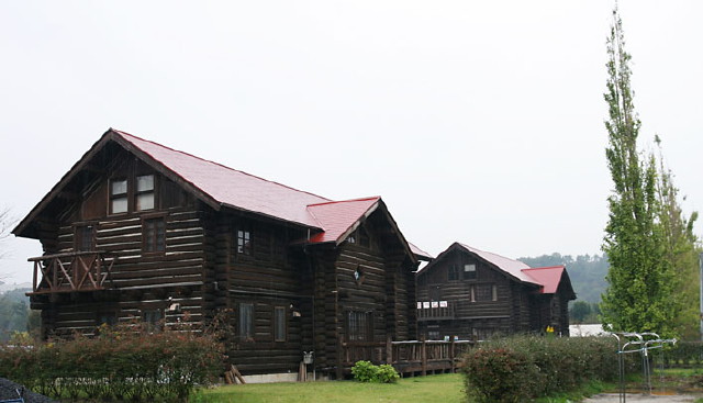 img0002.jpg