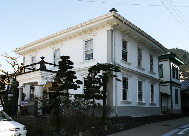 img0008.jpg