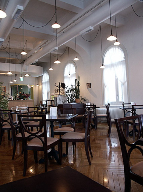 img0004.jpg