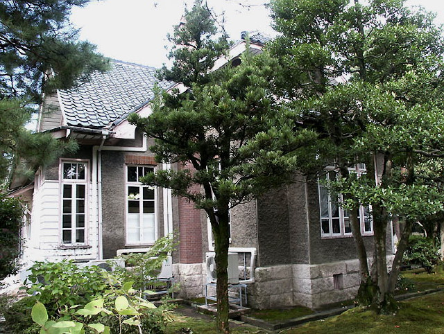 img0011.jpg