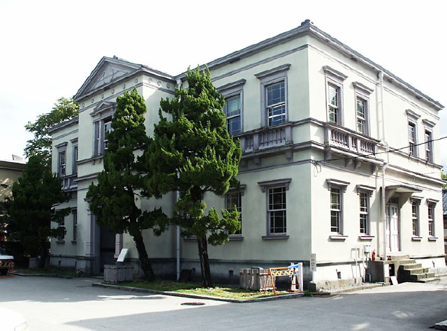 img0012.jpg