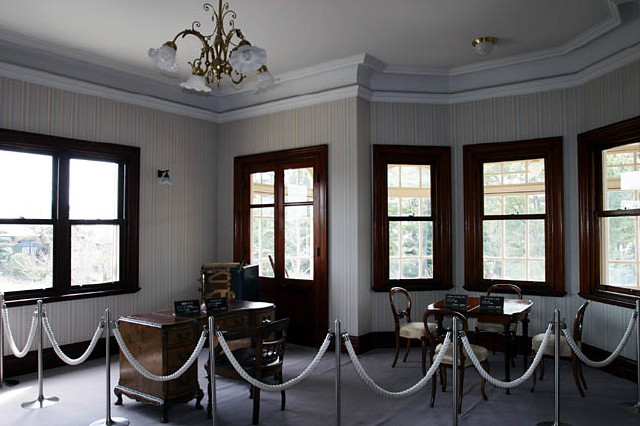 img0004.jpg