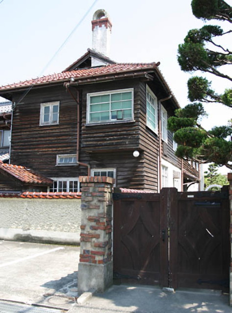 img0002.jpg