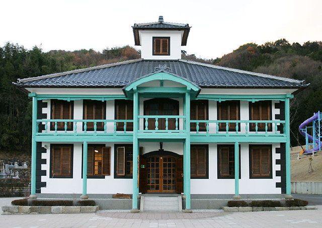 img0005.jpg