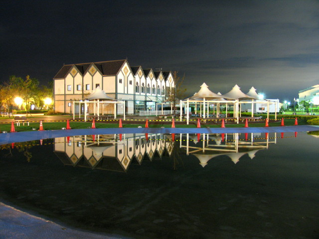 img0008.jpg