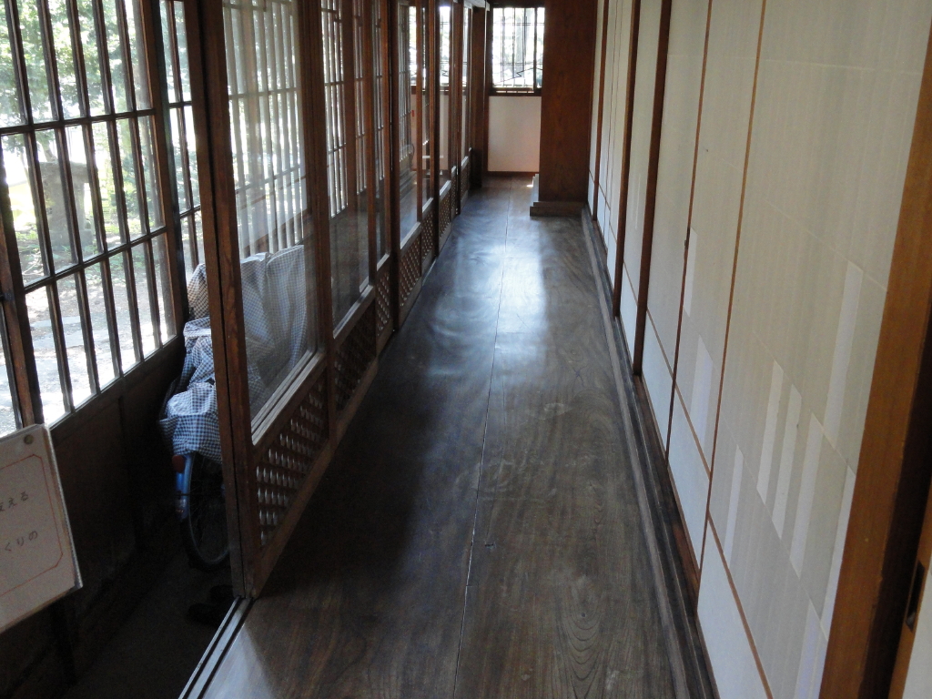 img0017.jpg