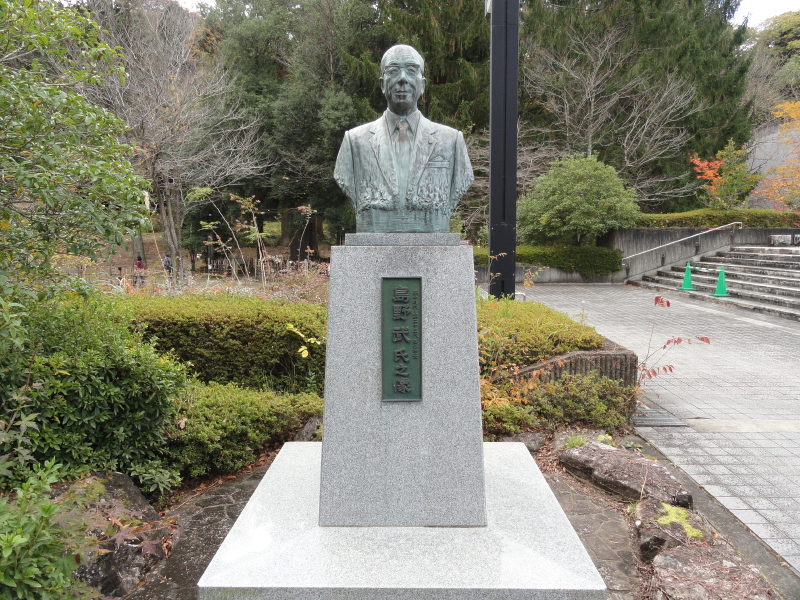img0012.jpg