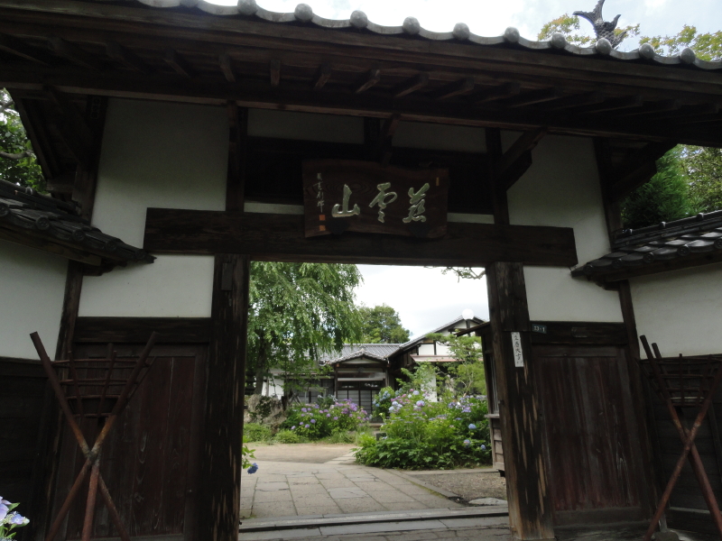 img0015.jpg