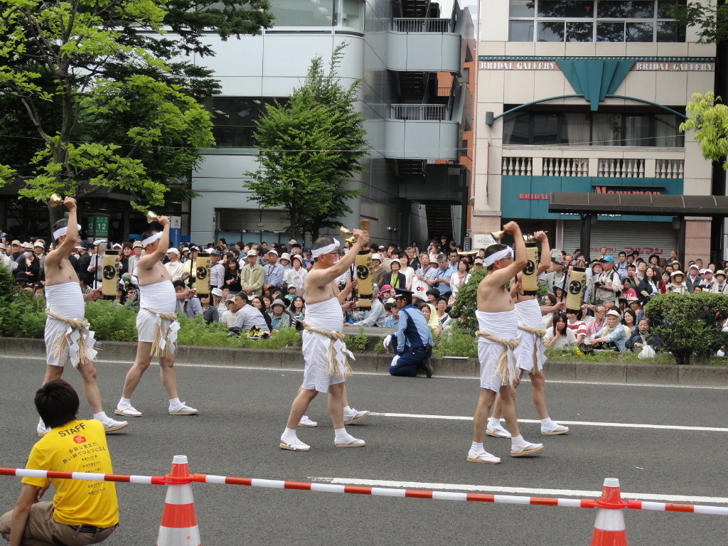 img0011.jpg